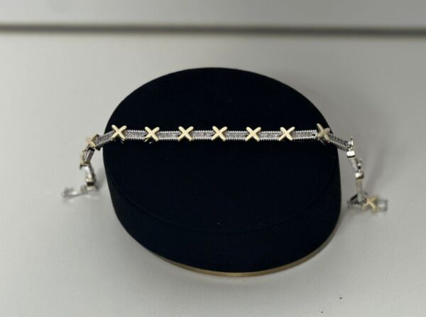 ZIRCON XOXOXO ARMBAND