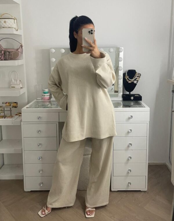 LINA CORDUROY ROUND NECK SET