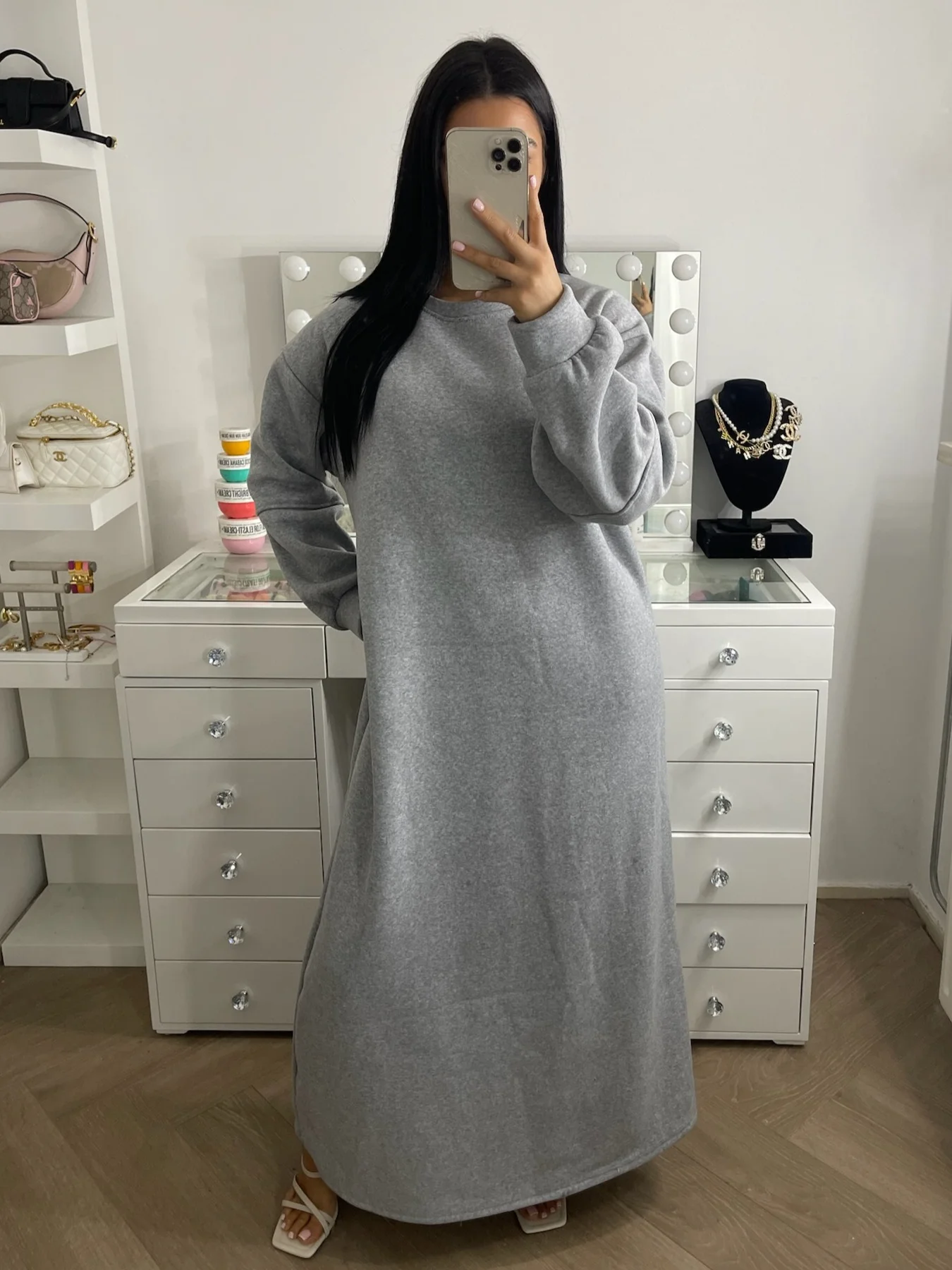 Lina plain dress (thick jogging material)