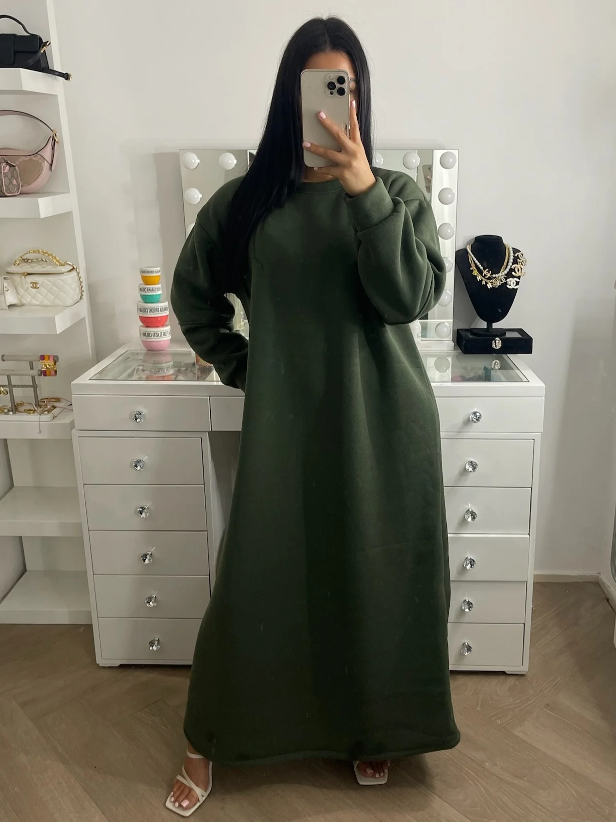 Lina plain dress (thick jogging material)