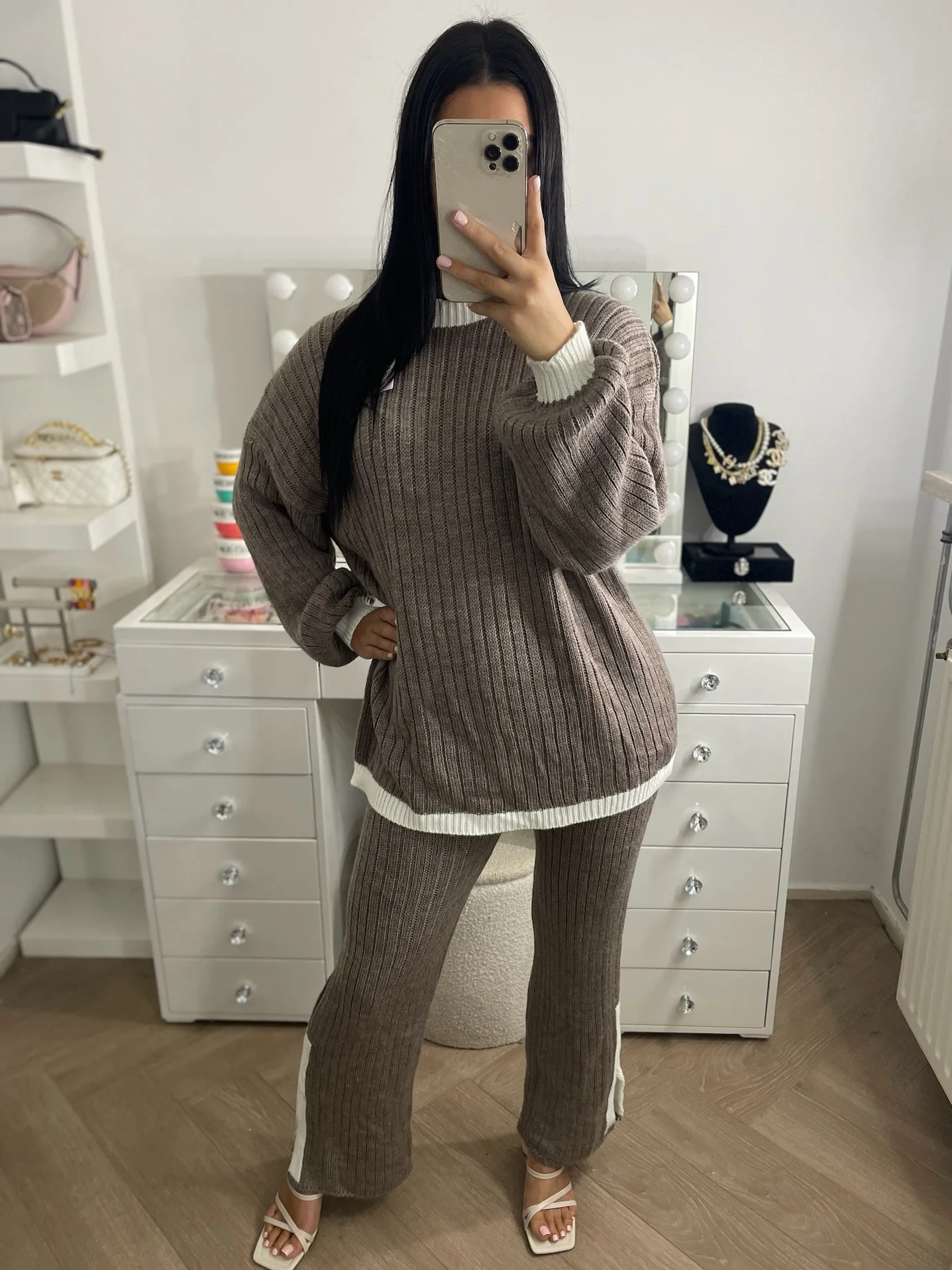 Knitted line set