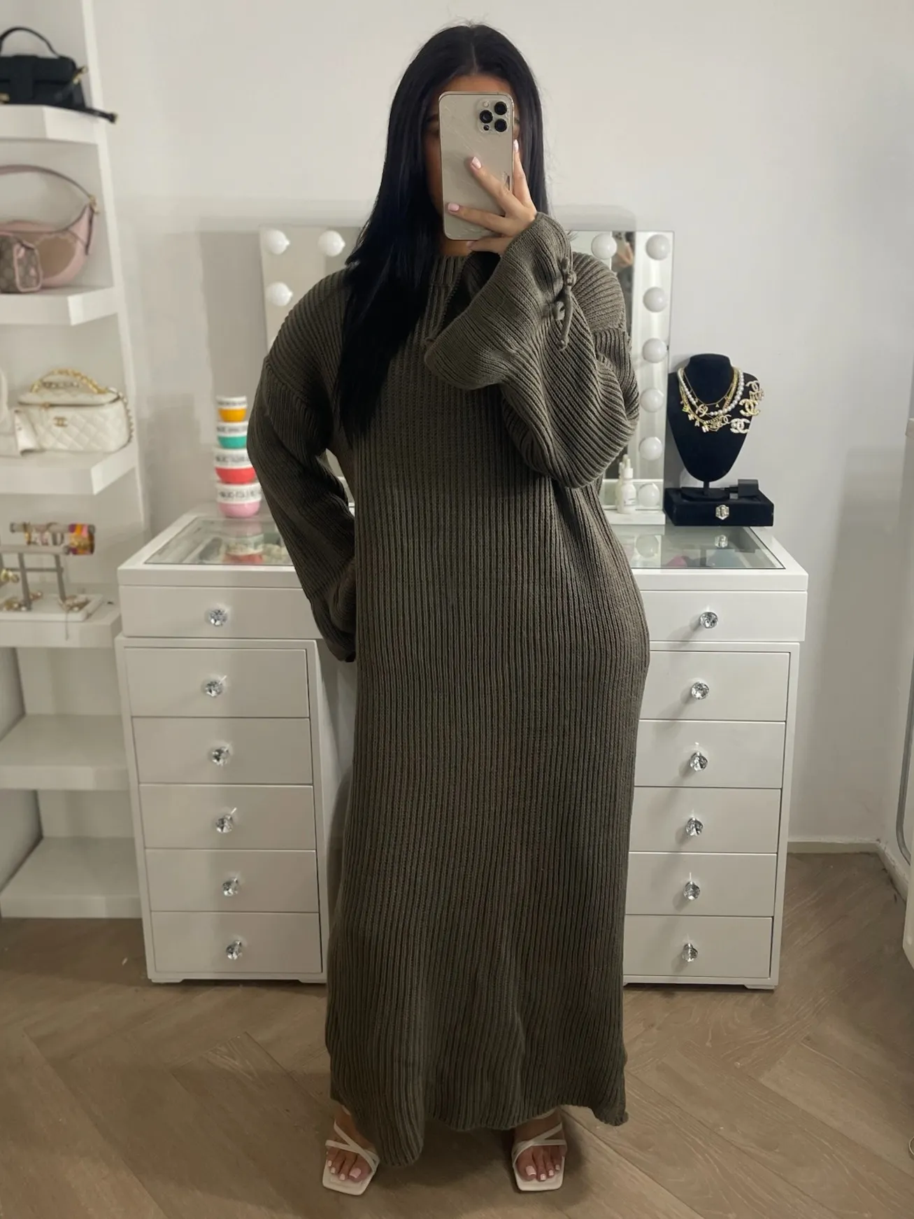 Knitted detail sleeve dress