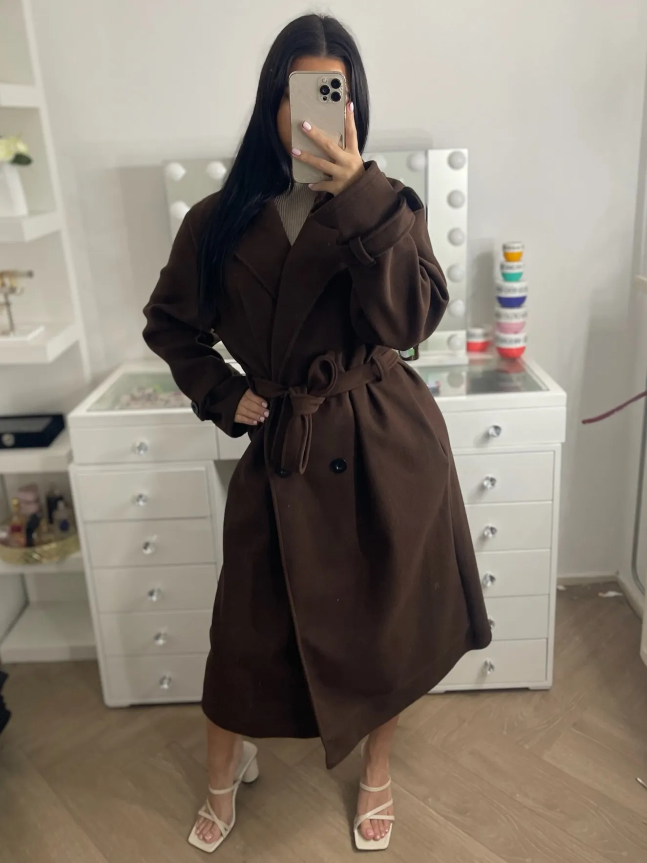 Lima Sleeve detail button coat